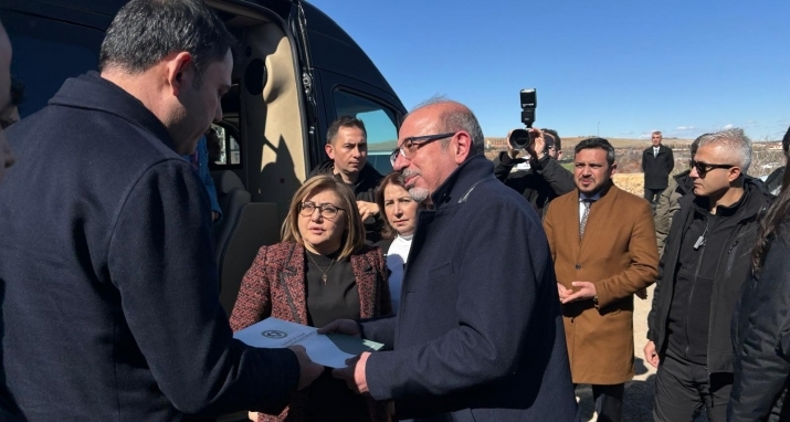BAKAN MURAT KURUM'A RAPOR SUNDUK
