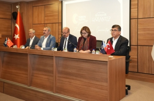 AK PARTİ'DEN GAİMDER'E ZİYARET